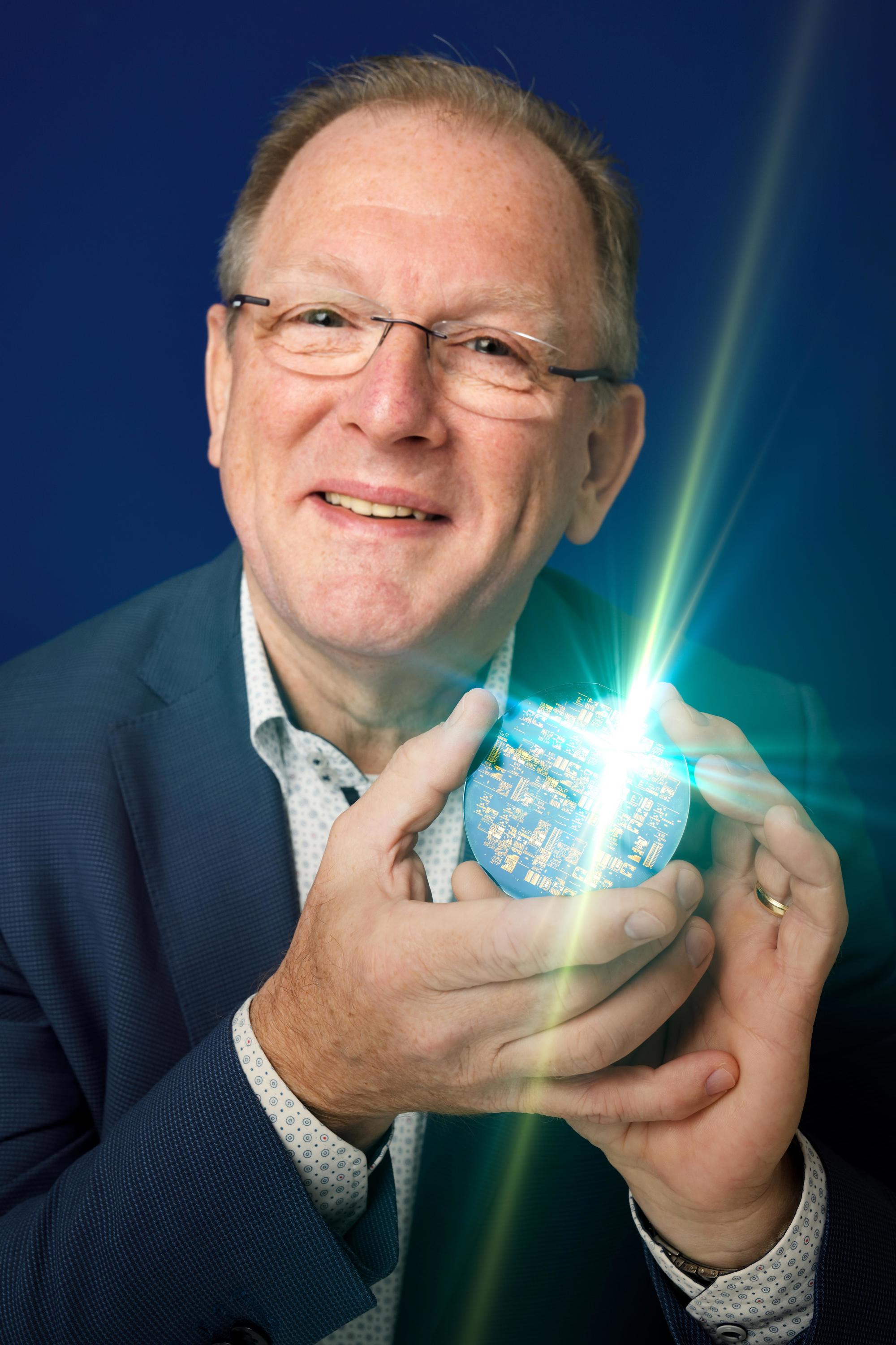 Photonics is embraced by governments | Ton Backx